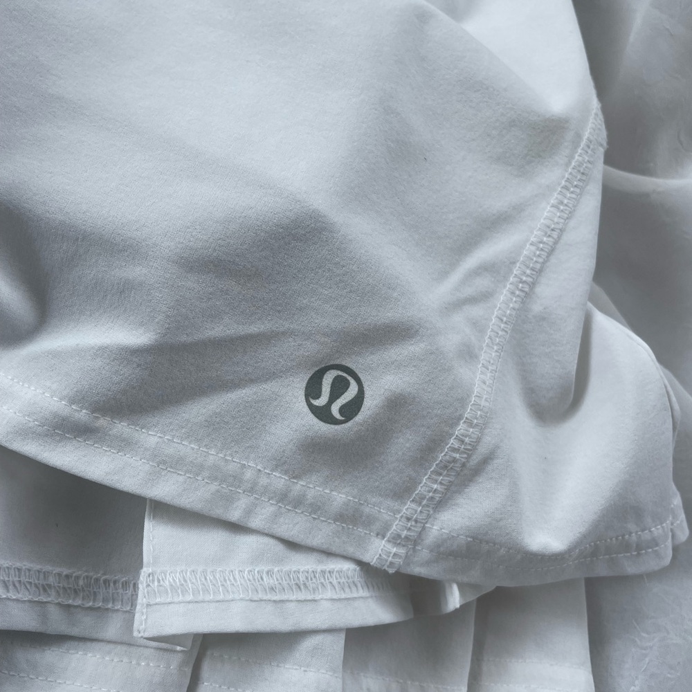 Lululemon Pace Rival pleated Skirt/Skort White Size 10 - Picture 2 of 7